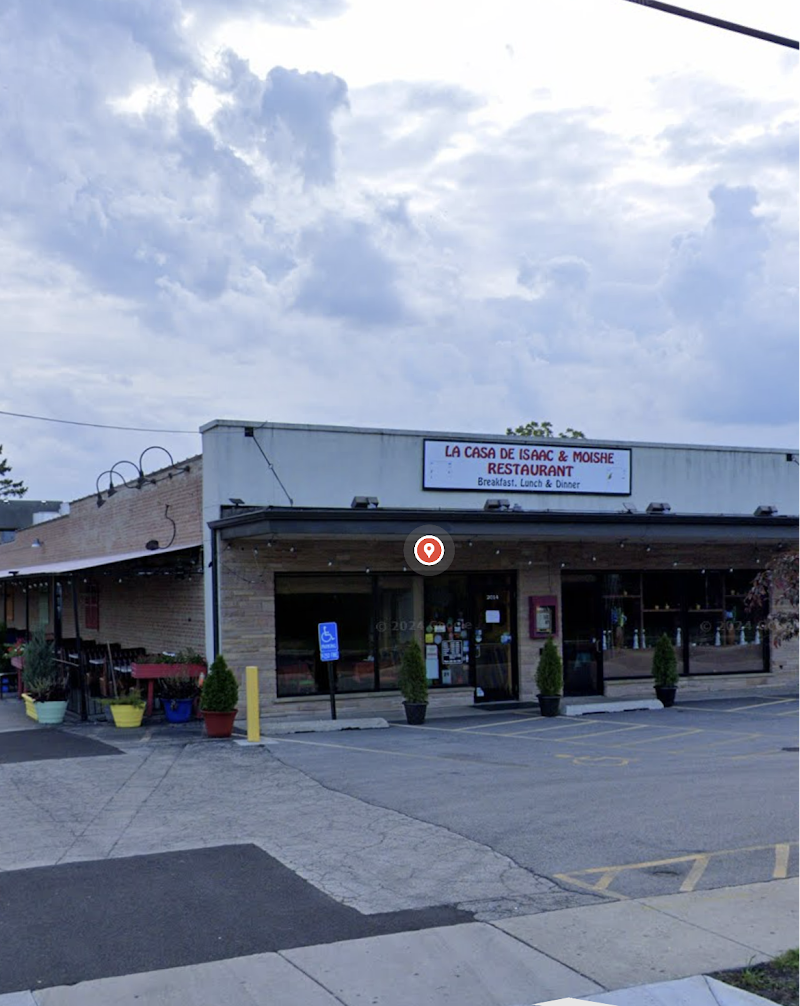 La Casa De Isaac & Moishe