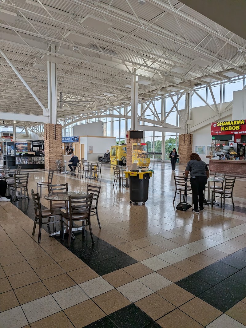 Lake Forest Oasis Travel Plaza